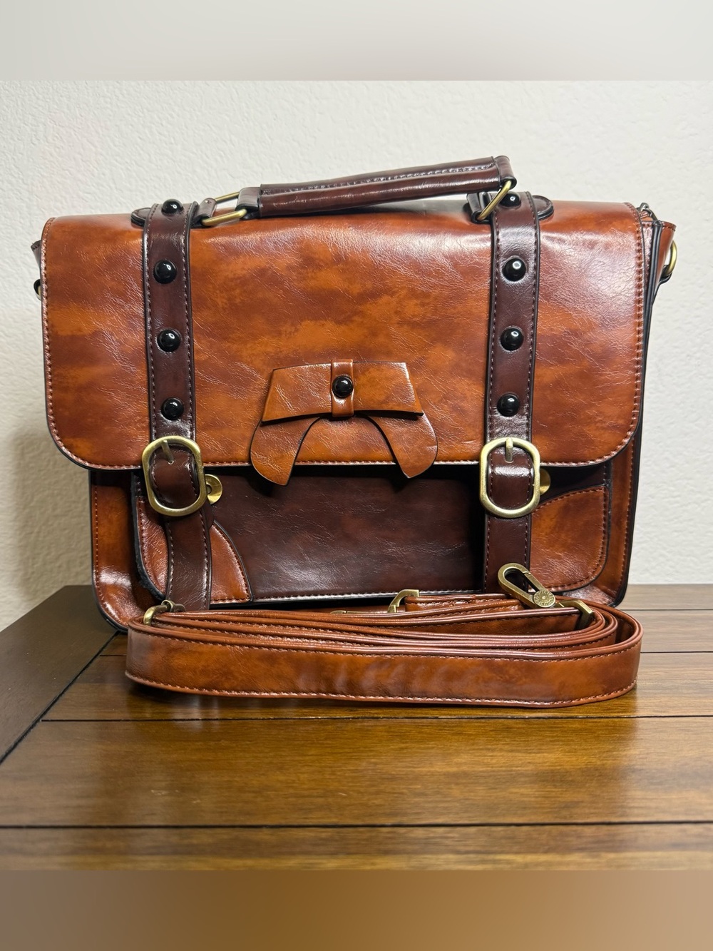 NWOT Ecosusi Messenger bag